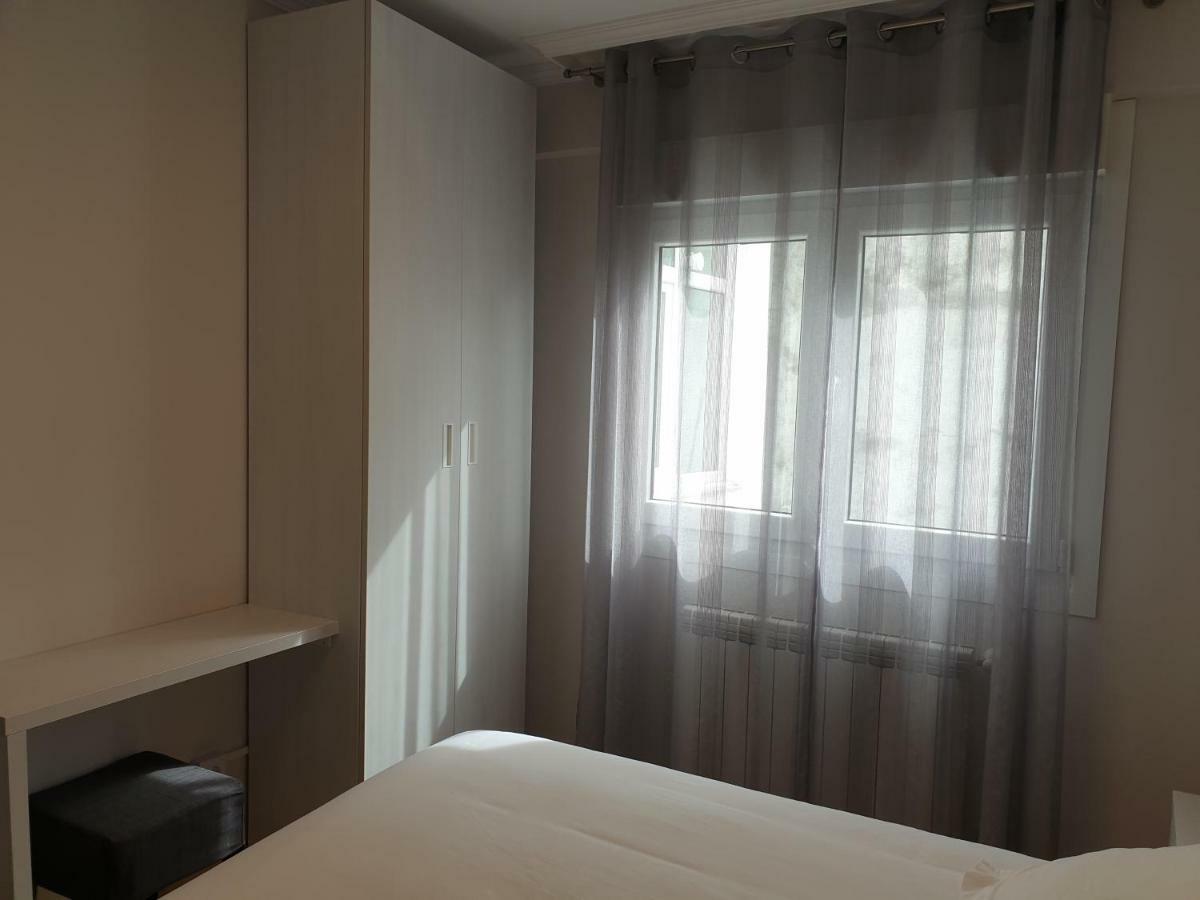 Apartamentos Porta Nova Lugo Kültér fotó